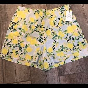 1901 brand lemon print shorts